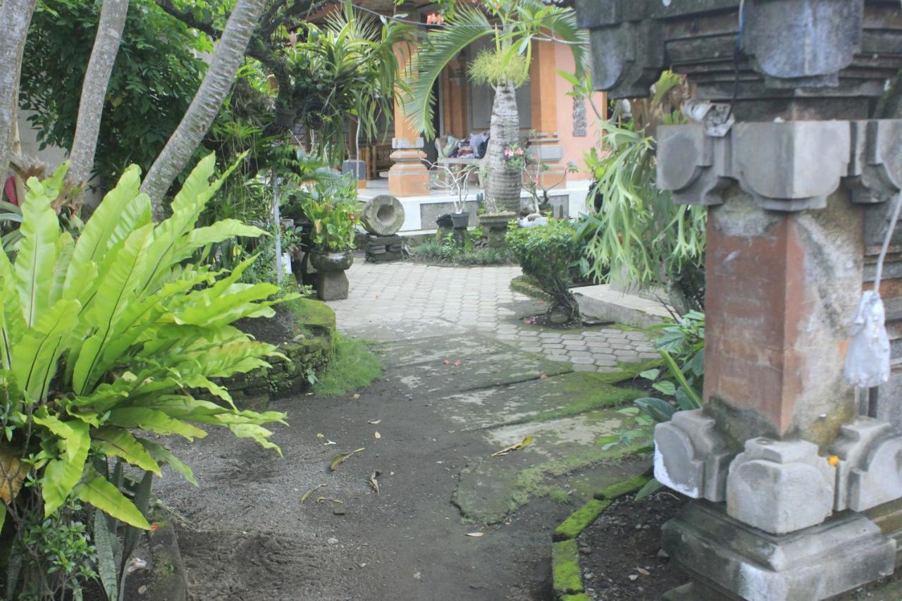 Umah De Arlika Ubud Exterior photo