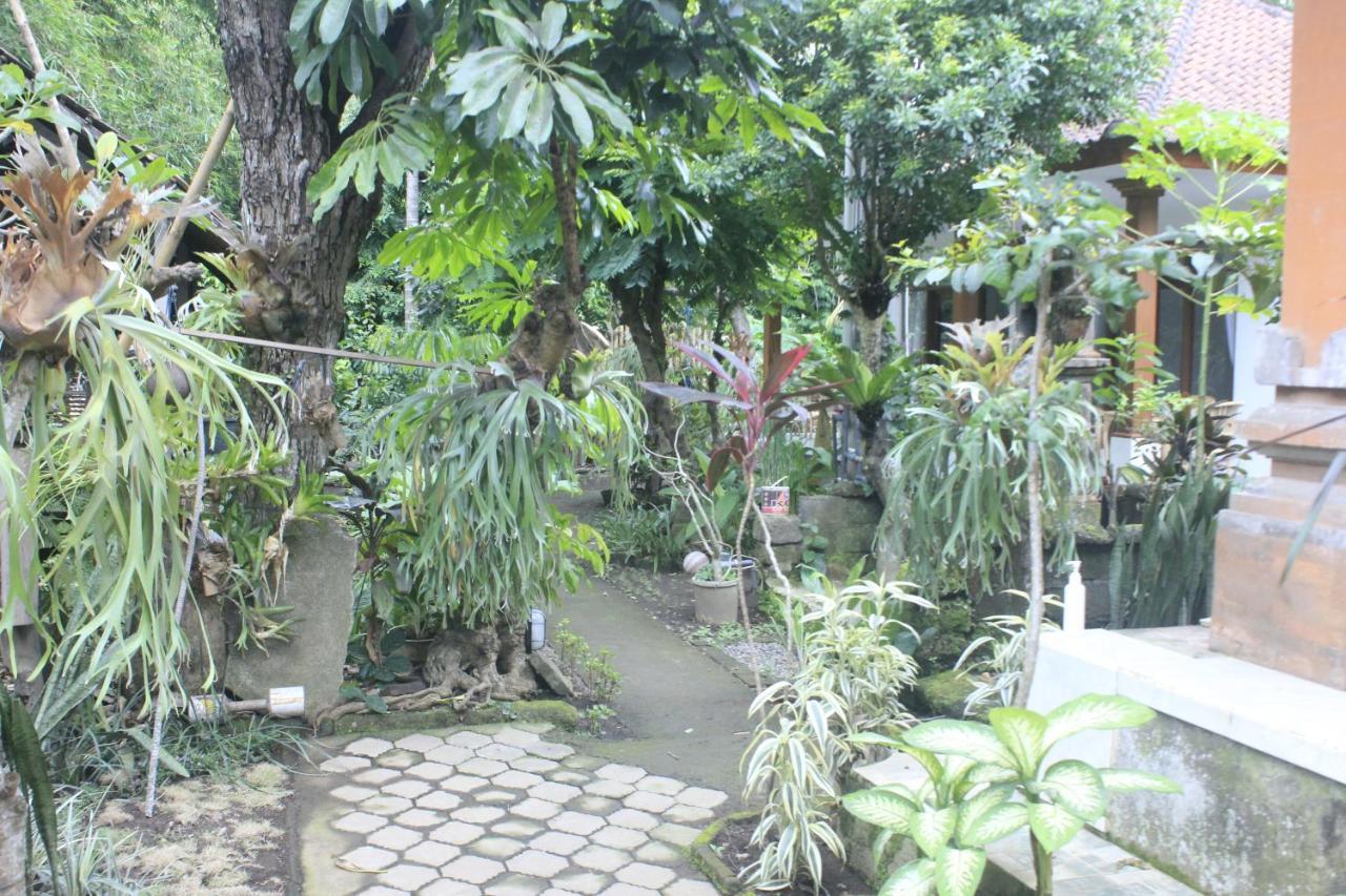 Umah De Arlika Ubud Exterior photo